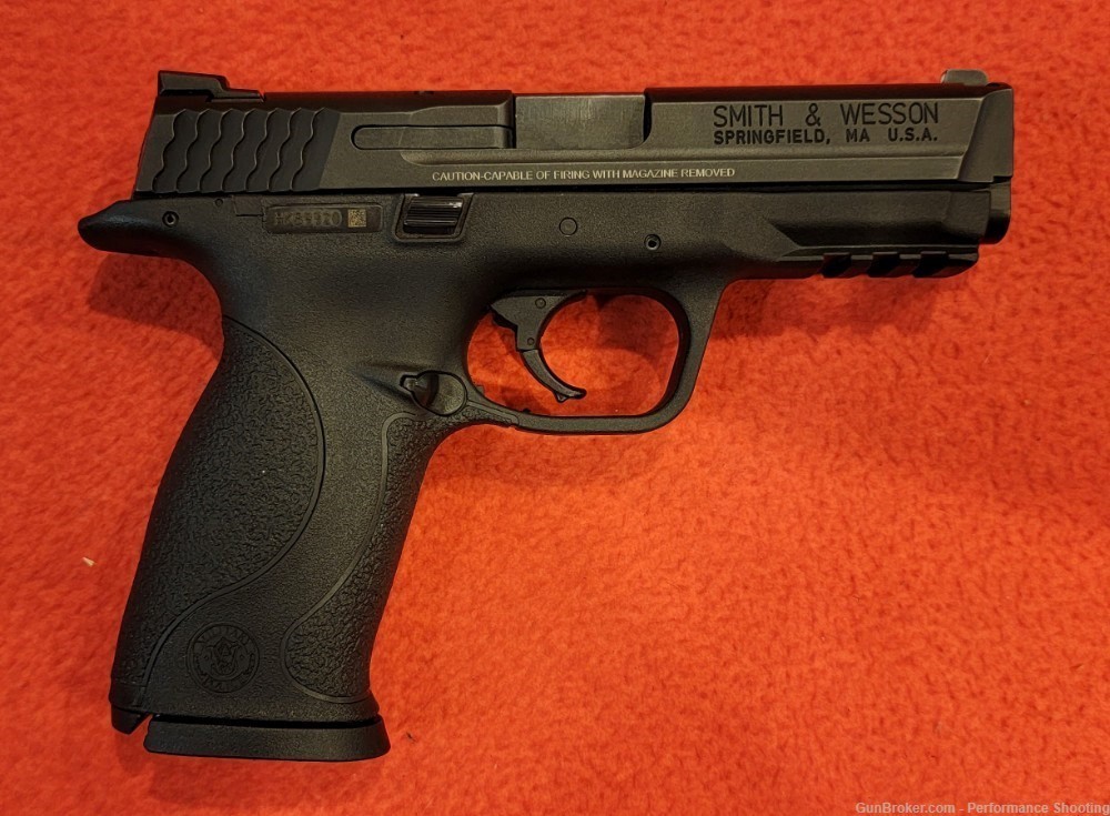  Smith and Wesson M&P9 9mm 4.25" Barrel -img-4