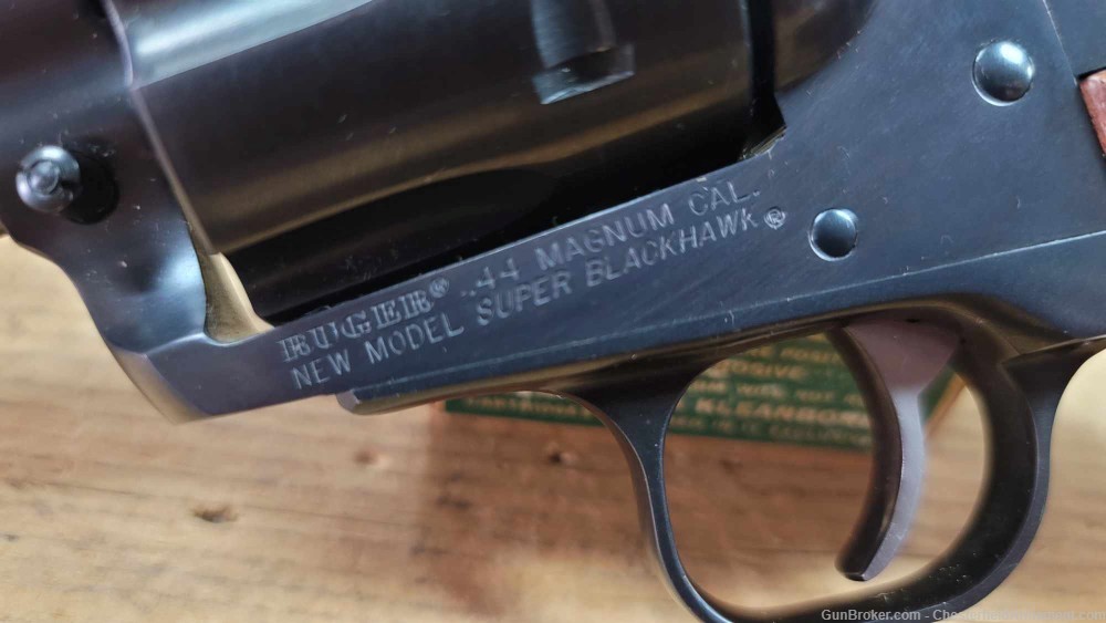 Ruger New Model Super Blackhawk .44 magnum revolver -img-5