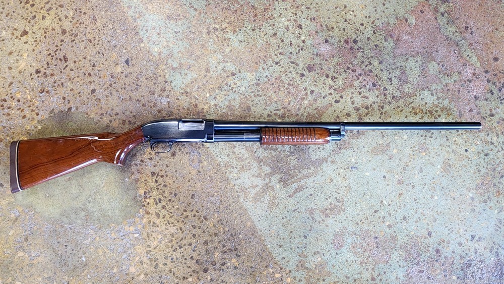 Beautiful Winchester 25 12ga Pump Shotgun 2 3/4 chamber Full choke-img-15