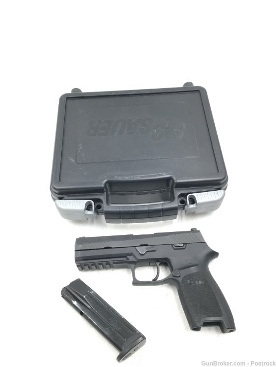 Sig Sauer P320 Full Size 9mm Pistol with one 17rd Magazine -img-0