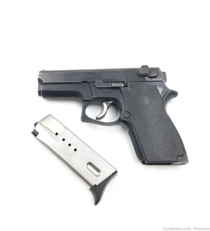 Smith and Wesson 469 9mm Pistol with One 12 Round Magazine -img-0