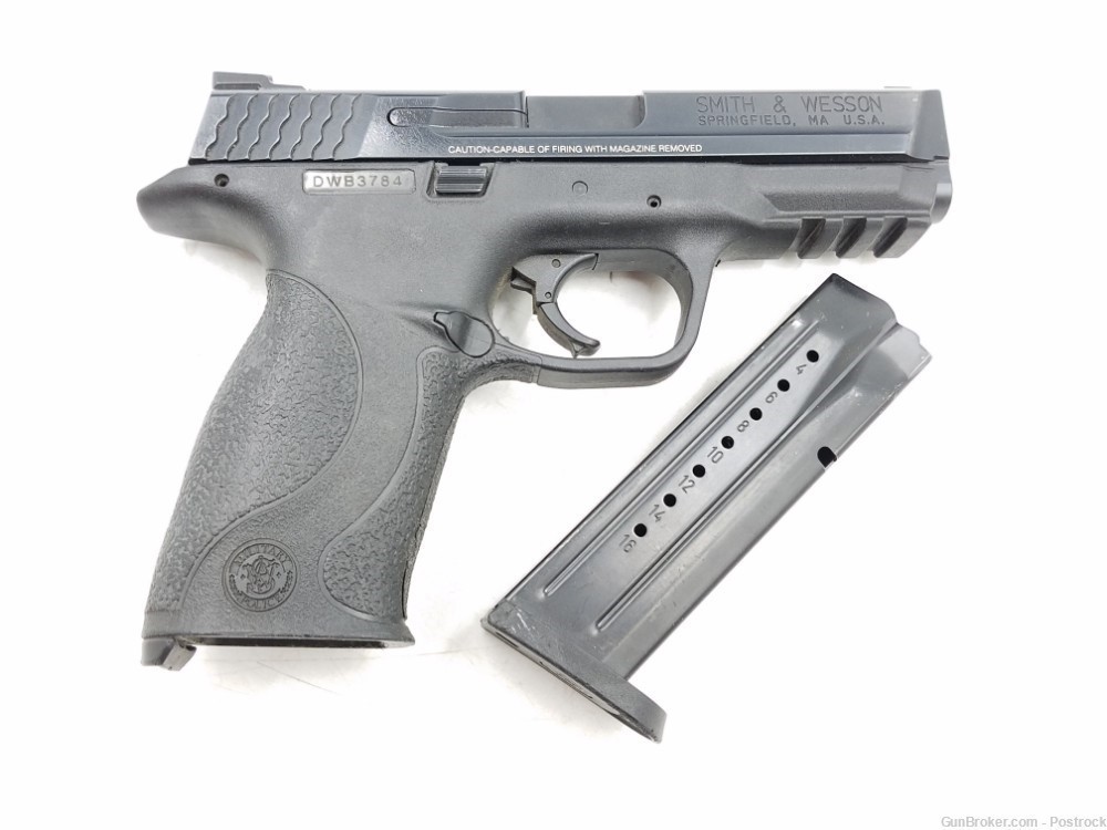 Smith and Wesson S&W M&P 9 9mm Pistol with One 17 Round Magazine -img-1