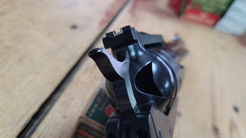 Ruger New Model Blackhawk .41 Magnum Revolver rubber grips-img-31