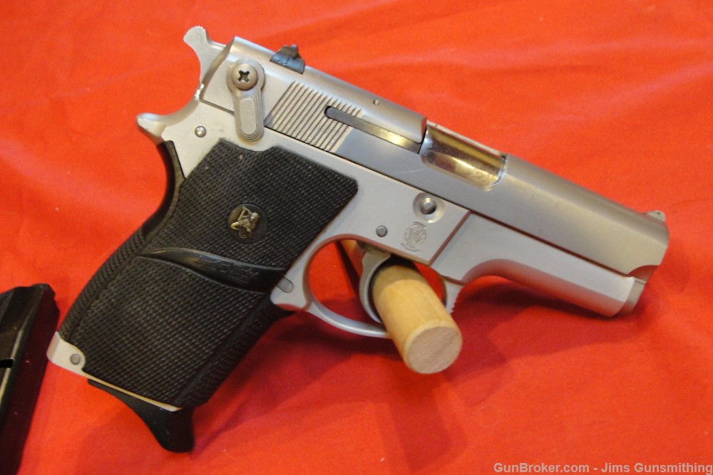 SMITH & WESSON  669-img-0