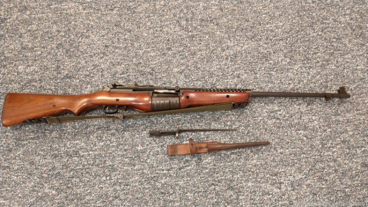 M1941 Johnson Rifle World War II Very Nice Clean Complete Original Bayonet!-img-0