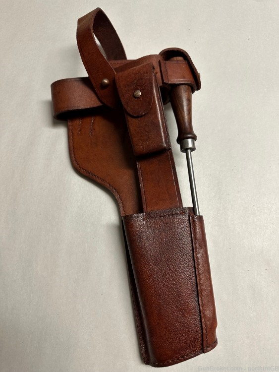 MAUSER C96 PISTOL LEATHER HOLSTER WITH CLEANING ROD TOOL. -img-0