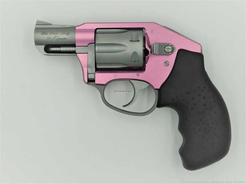 Charter Arms 53251 Undercoverette Off Duty Revolver, 32 Mag, 2" Bbl, Pink-img-0