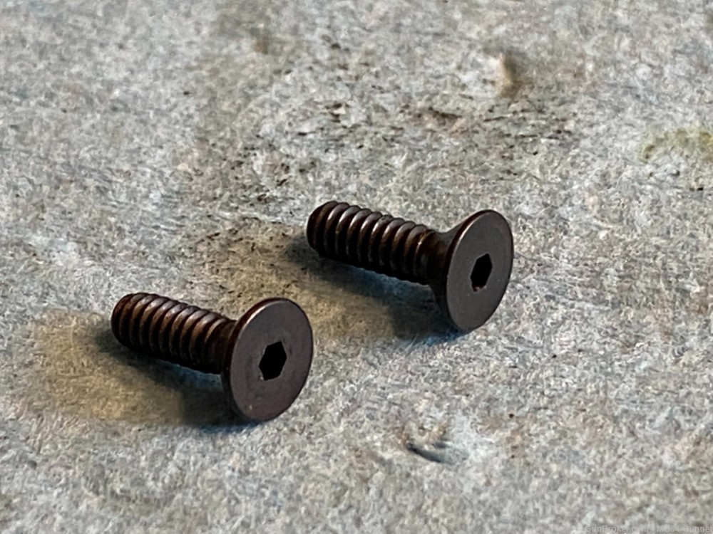 Screws to Attach German WWII MG34 Ejector Plate to Receiver -Qty = 2 Screws-img-3
