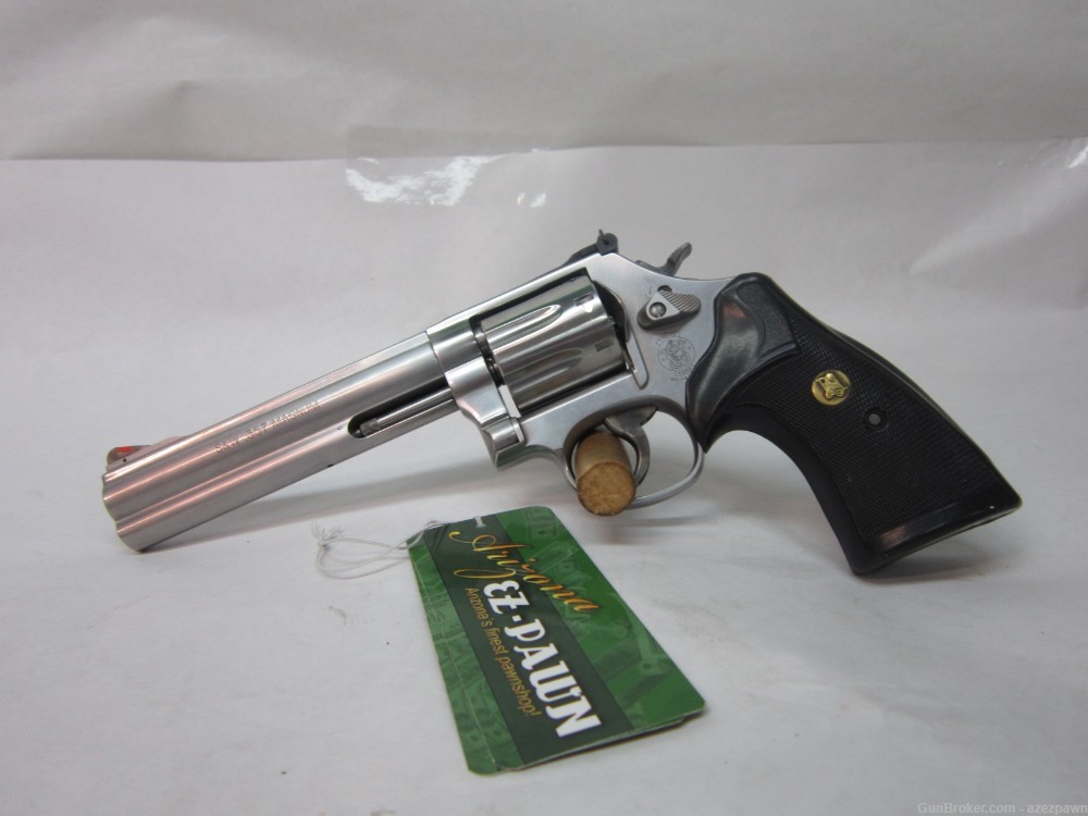 Smith & Wesson Model 686-6 Plus 7 Shot Revolver w/Pachmayr Grips-img-10