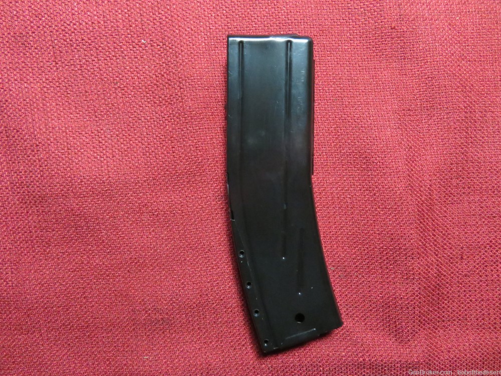 WWII M1 Carbine 15rd and 30rd magazines with pouches and belt-img-16