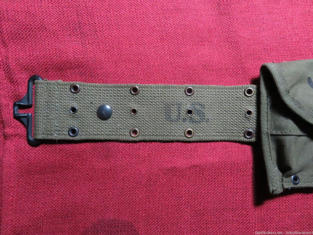 WWII M1 Carbine 15rd and 30rd magazines with pouches and belt-img-11