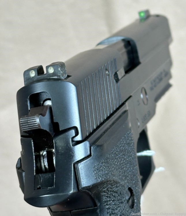 German Sig Sauer P226 .40 S&W SA/DA Pistol + 2x Magazines-img-6