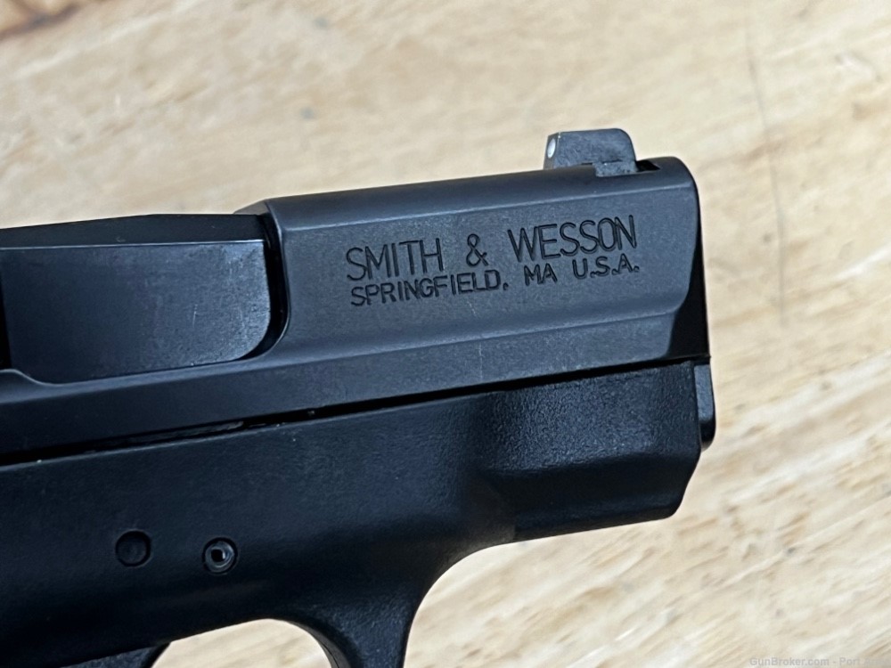 Smith&Wesson M&P9 Shield 9mm with Extras!   CA LEGAL-img-3
