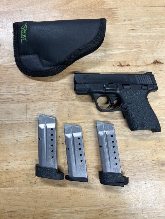 Smith&Wesson M&P9 Shield 9mm with Extras!   CA LEGAL-img-0