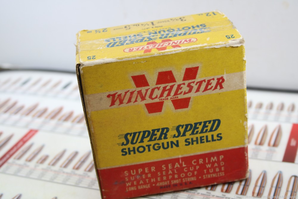 Winchester Super 12ga 2 3/4" 1 1/4 oz  5 Shot Shotgun Shells Full Mfg 1956-img-3