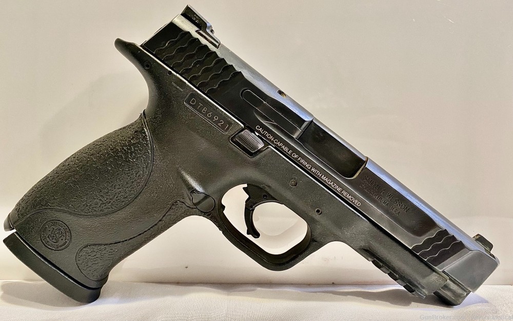 USED Smith & Wesson M&P45 45ACP Handgun-img-1