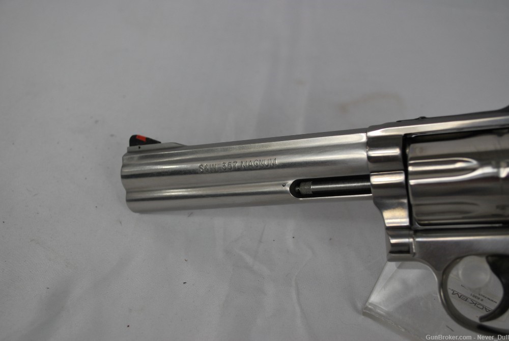 S&W Model 686-6 Deluxe 7 Shot Beautiful Revolver YLNIB A Classic! -img-2