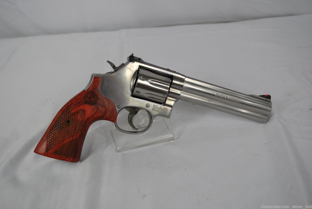 S&W Model 686-6 Deluxe 7 Shot Beautiful Revolver YLNIB A Classic! -img-4