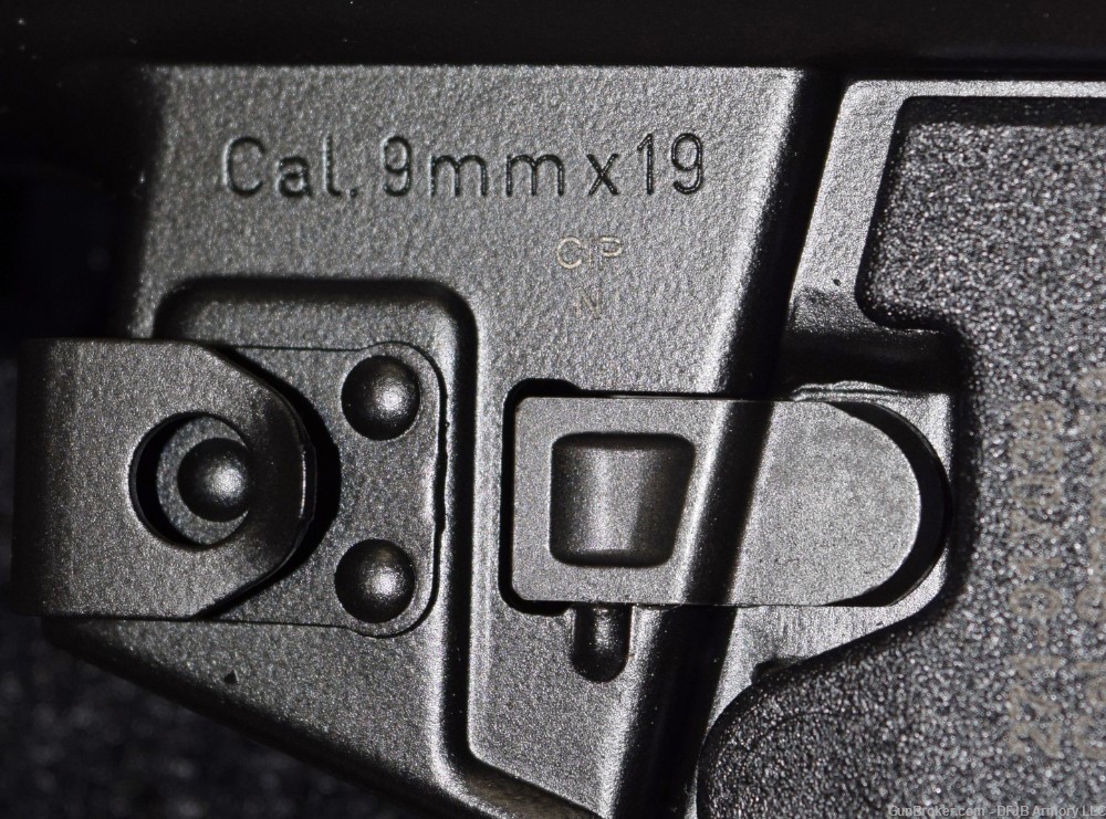 HK SP5.  9mm, 30+1.  No CC fee. -img-5