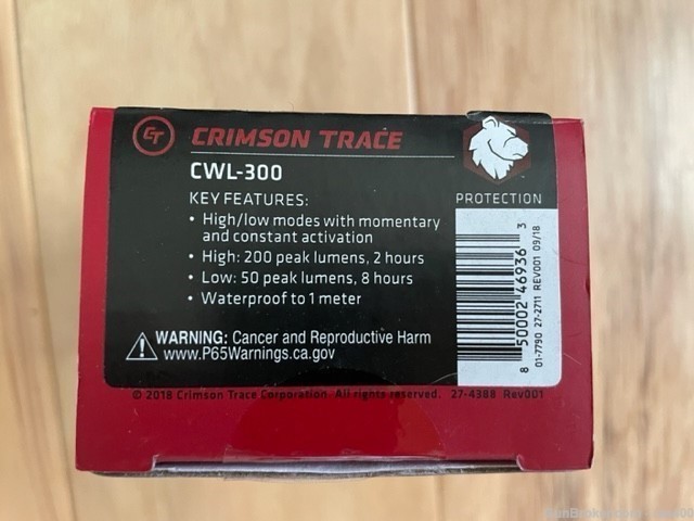 Crimson Trace  CWL-300 handheld tactical flashlight-img-1