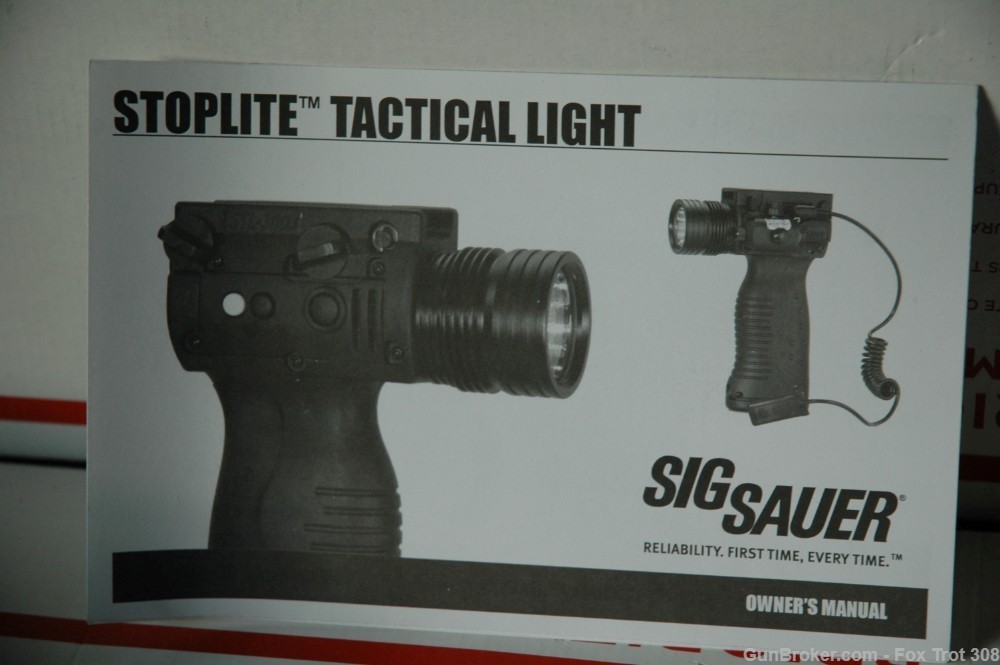 Sig Sauer STL-300J SigLite Joint Defense Weapon Light Box Instruct 8500070-img-8