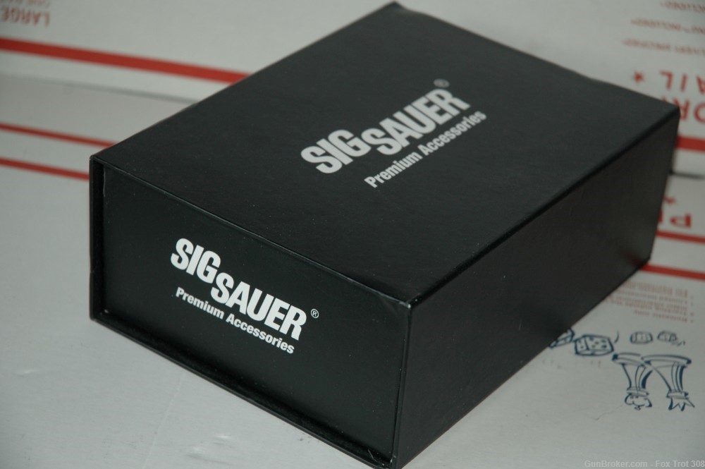 Sig Sauer STL-300J SigLite Joint Defense Weapon Light Box Instruct 8500070-img-3