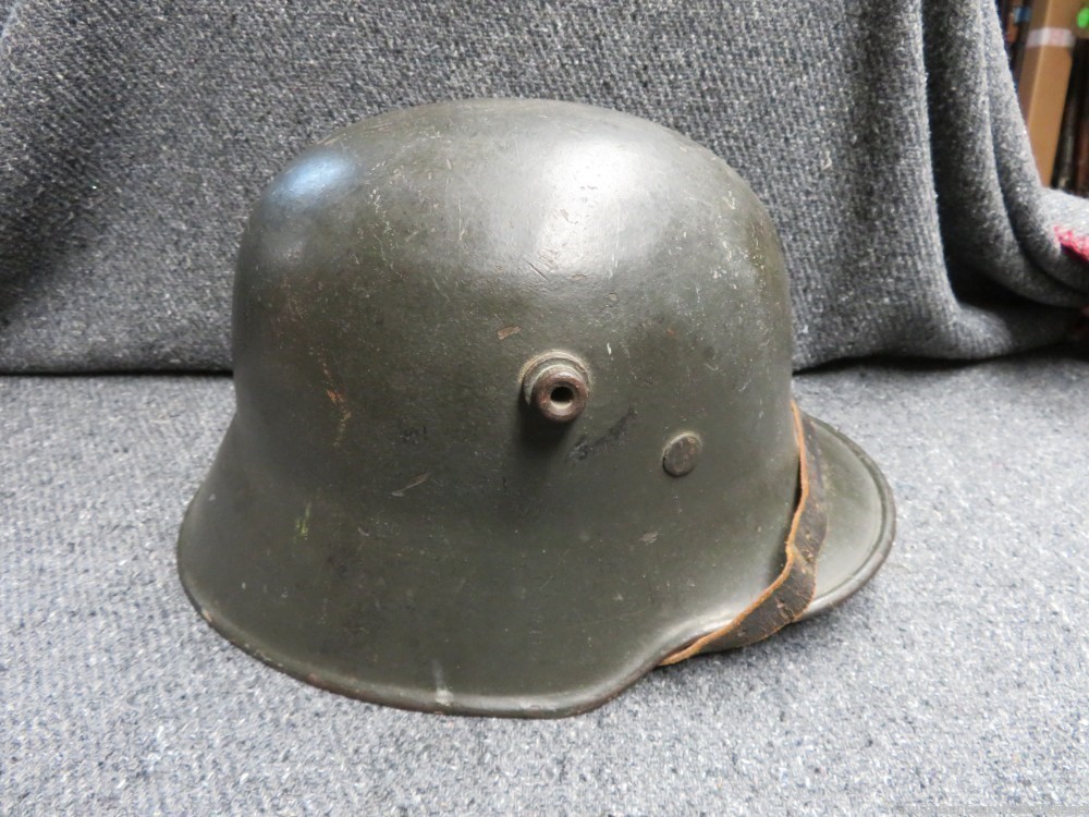 GERMAN WWII ARMY MODEL 1916 TRANSITIONAL SINGLE DECAL HELMET WITH LINER-img-3