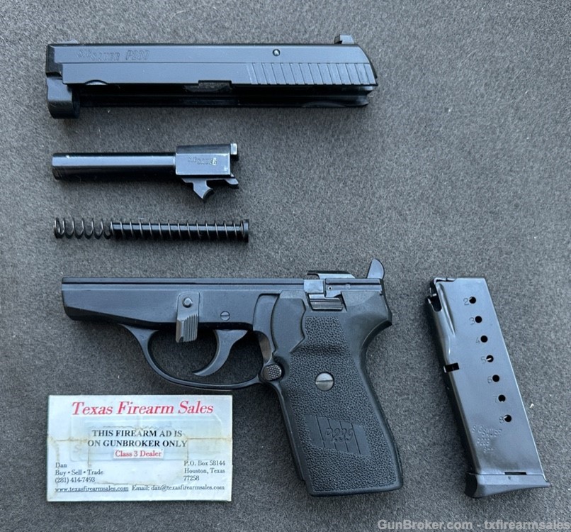 Sig Sauer P239 Compact 8-shot 9MM Pistol, DAK Trigger, Made in 2011-img-27