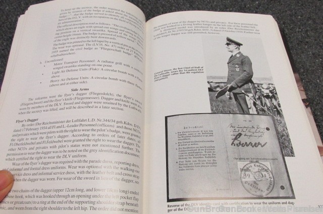 WW2 LUFTWAFFE UNIFORMS AND TRADITIONS REFERENCE BOOKS-img-5