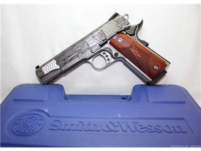 Rare Custom Engraved S&W Smith & Wesson 1911 E Series 45 ACP USA EDITION
