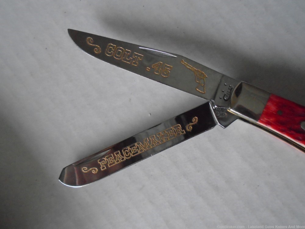 RARE SERIAL 2 OF 300 CASE XX Colt 45 PEACEMAKER Dark Red Bone Trapper Knife-img-24