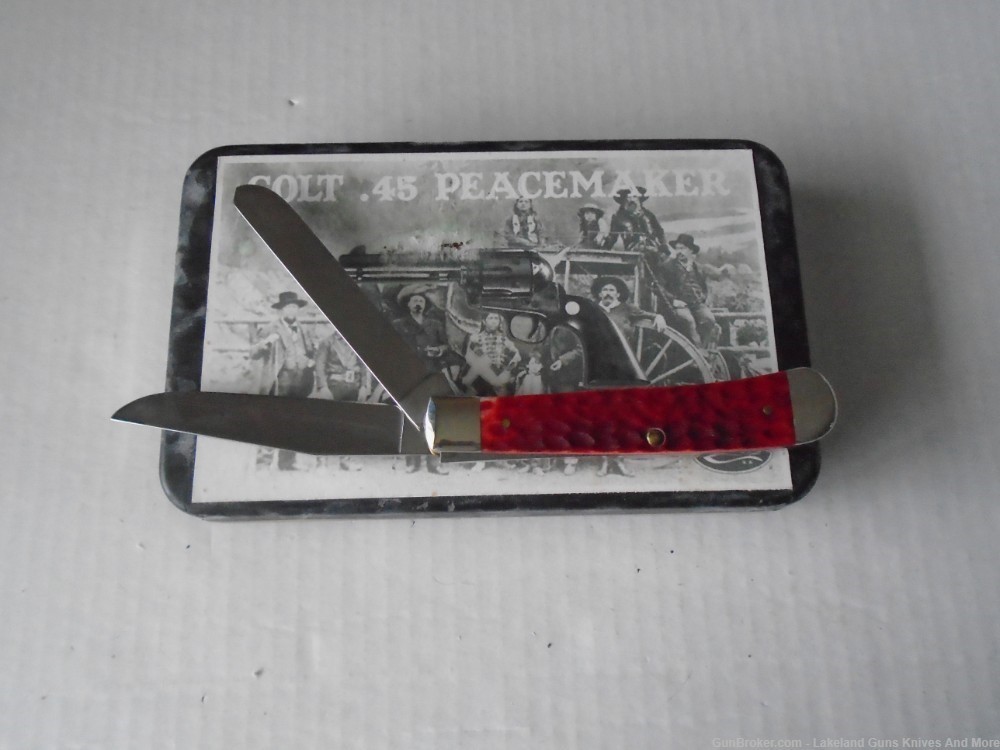 RARE SERIAL 2 OF 300 CASE XX Colt 45 PEACEMAKER Dark Red Bone Trapper Knife-img-4