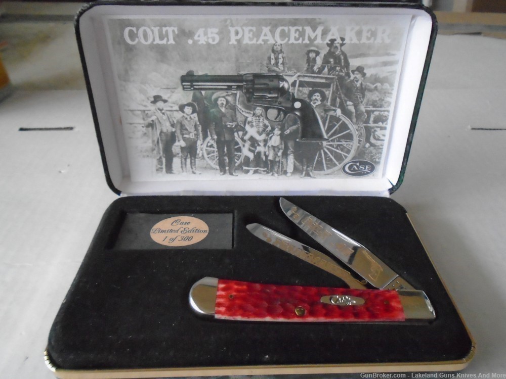 RARE SERIAL 2 OF 300 CASE XX Colt 45 PEACEMAKER Dark Red Bone Trapper Knife-img-9