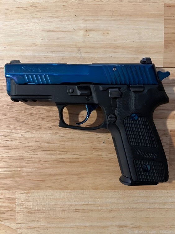 Sig P229 “Blue Piranha” 9mm DA/SA pistol-img-0