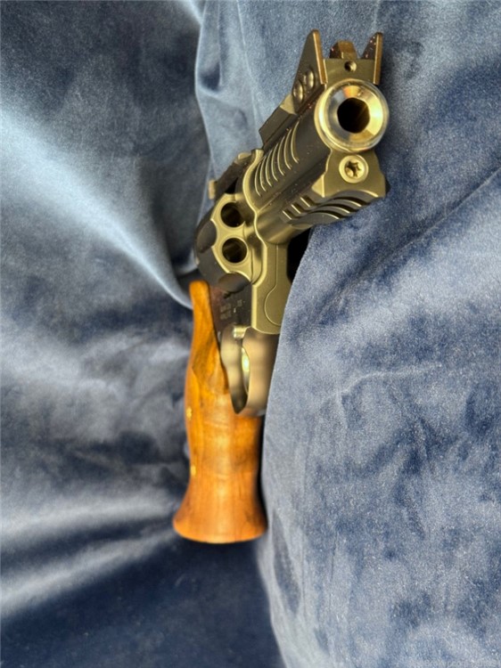 Korth Ranger Nighthawk Custom Revolver .357 4" NIB $0.01 start no reserve!-img-3