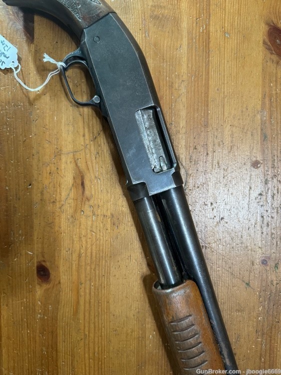 Jc Higgins (Sears) model 20 pump action 12 gauge shotgun-img-7