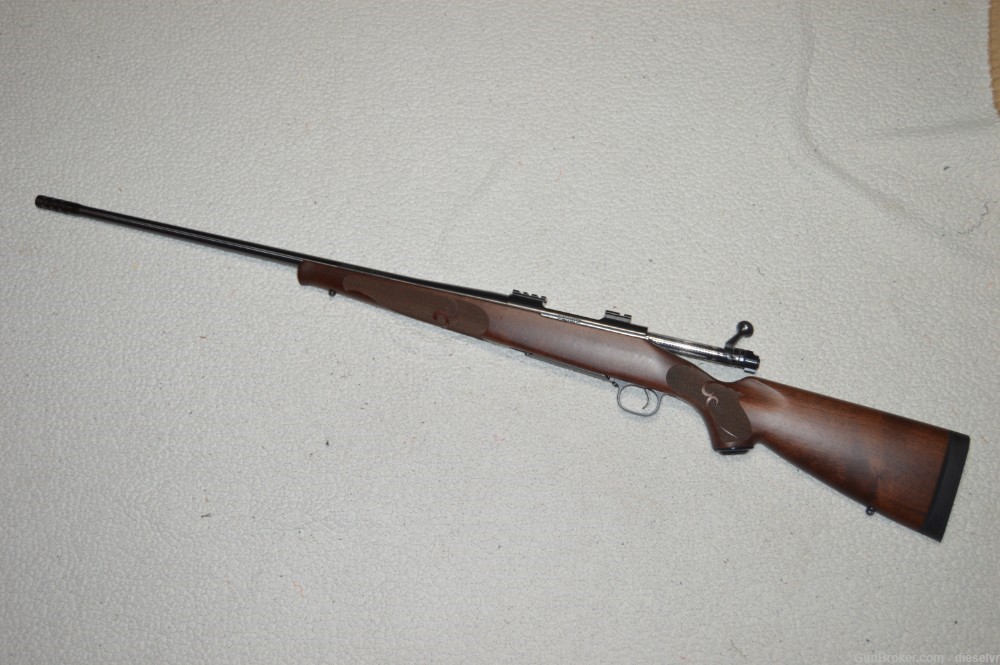 NICE Winchester Model 70 Featherweight 325 WSM With Muzzle Brake & Decelera-img-2