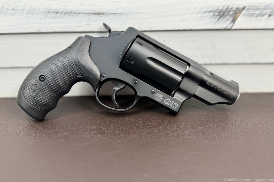 Smith And Wesson Governor 45 Colt/410 6rd Revolver 2.75" (Factory New)-img-2