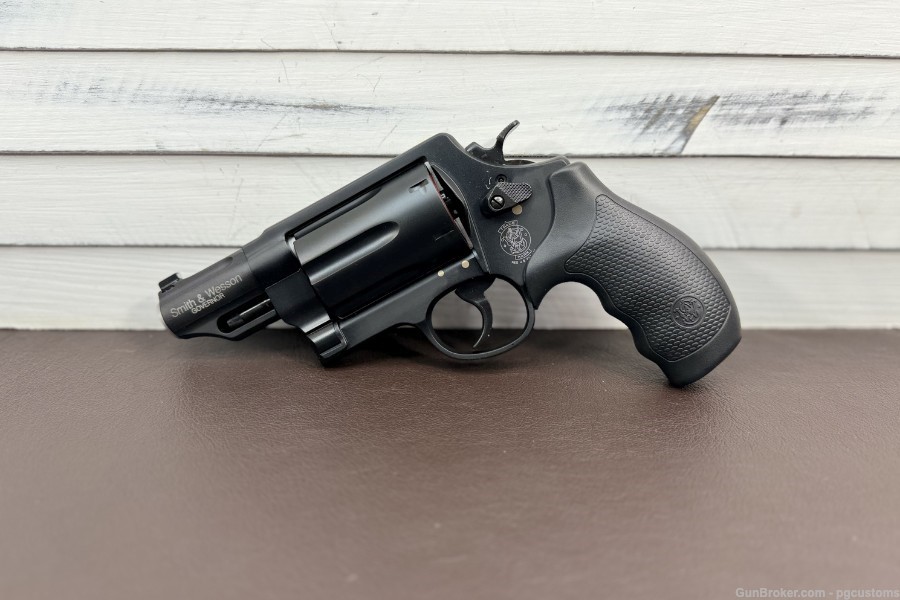 Smith And Wesson Governor 45 Colt/410 6rd Revolver 2.75" (Factory New)-img-3