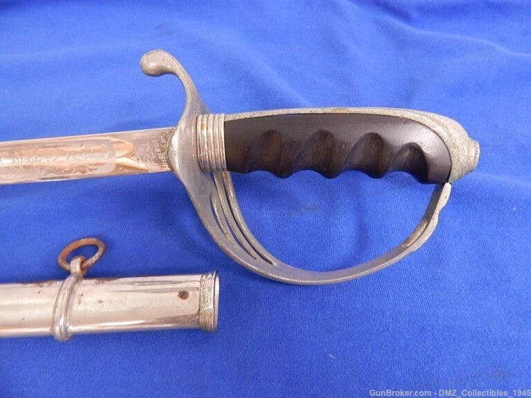 WW1 WWI US Army Officers Sword with Scabbard-img-8