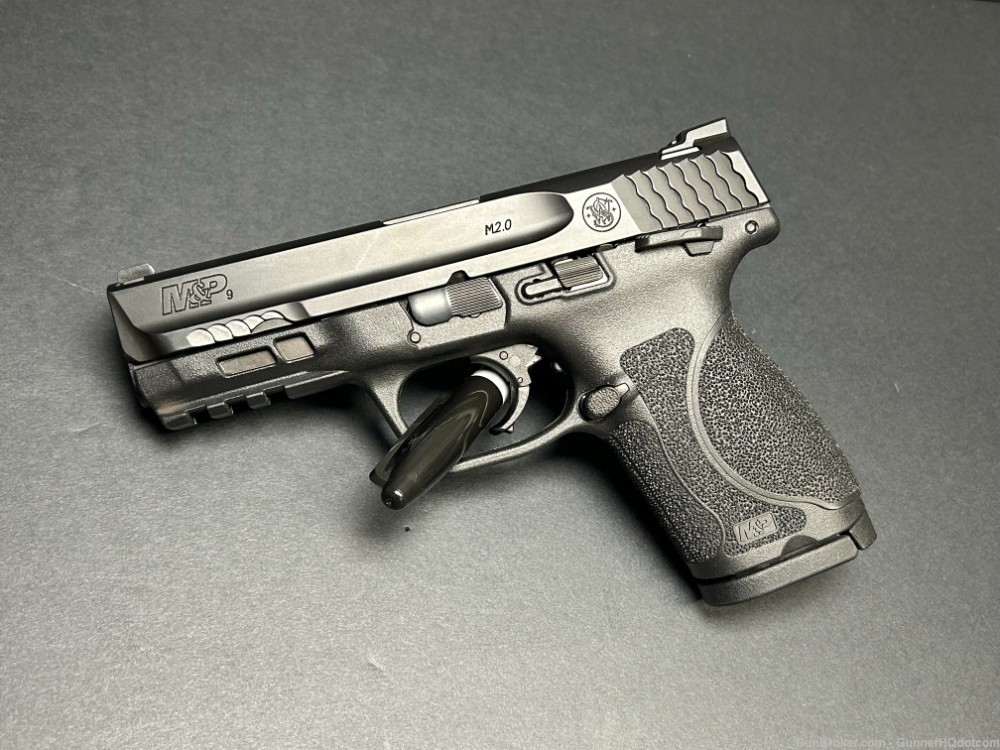 Smith & Wesson M&P 9mm 2.0 w/ Manual Safety-img-0