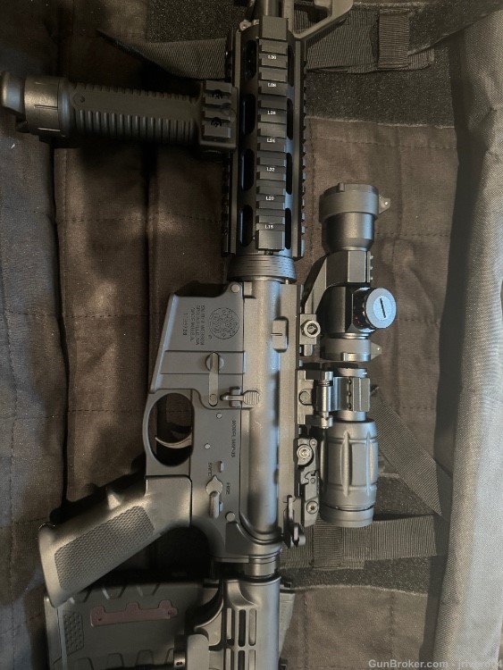 Smith & Wesson MP15 Sport 2-img-3