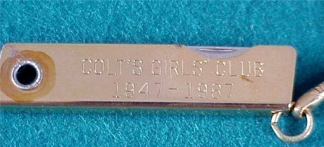 Colt's Girls Club 1947-1967 Knife Manicure Key-img-2