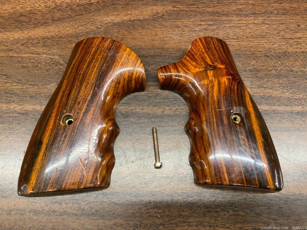 Laminated Wood square butt revolver grips w/ screw unknown fitment-img-0