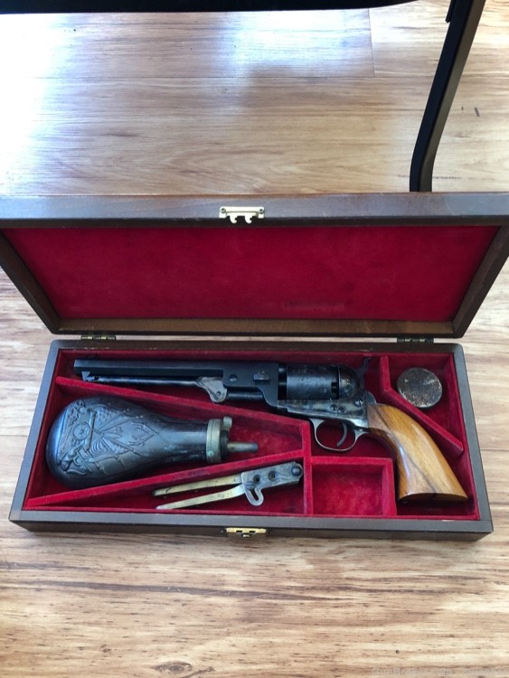 Cased Navy Arms Ridgefield NJ Colt 1851 Navy 36 Caliber Revolver -img-0