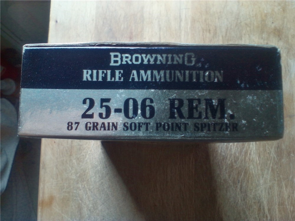 Vintage Browning 25-06 Rem.87 gr.soft point spitzer ammo-img-0