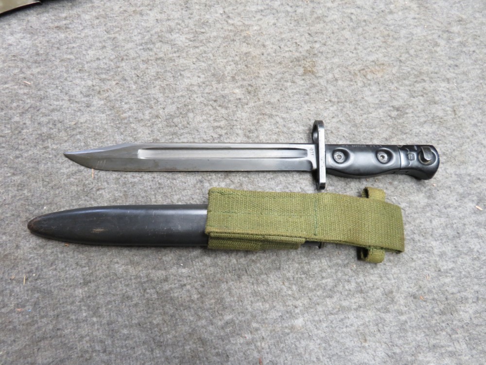 BRITISH L1A4 FAL BAYONET W/ SCABBARD & FROG-EXCELLENT-img-4