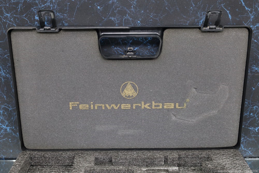 GERMAN FEINWERKBAU AW93 22LR TARGET PISTOL W/BOX & TWO 6-RND MAGS 1995-img-57