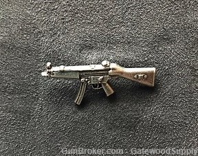 HK COLLECTIBLE PIN - HK MP5 - LEFT - SILVER-img-0