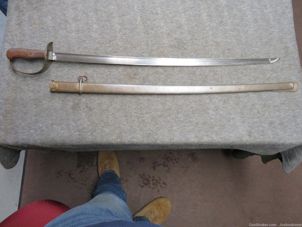 WWII JAPANESE ARMY TYPE 32 SWORD W/ MATCHING NUMBERED SCABBARD-1914-img-1